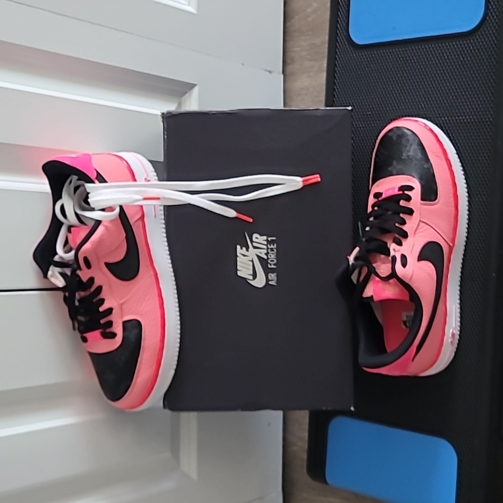 Custom Air - image 1